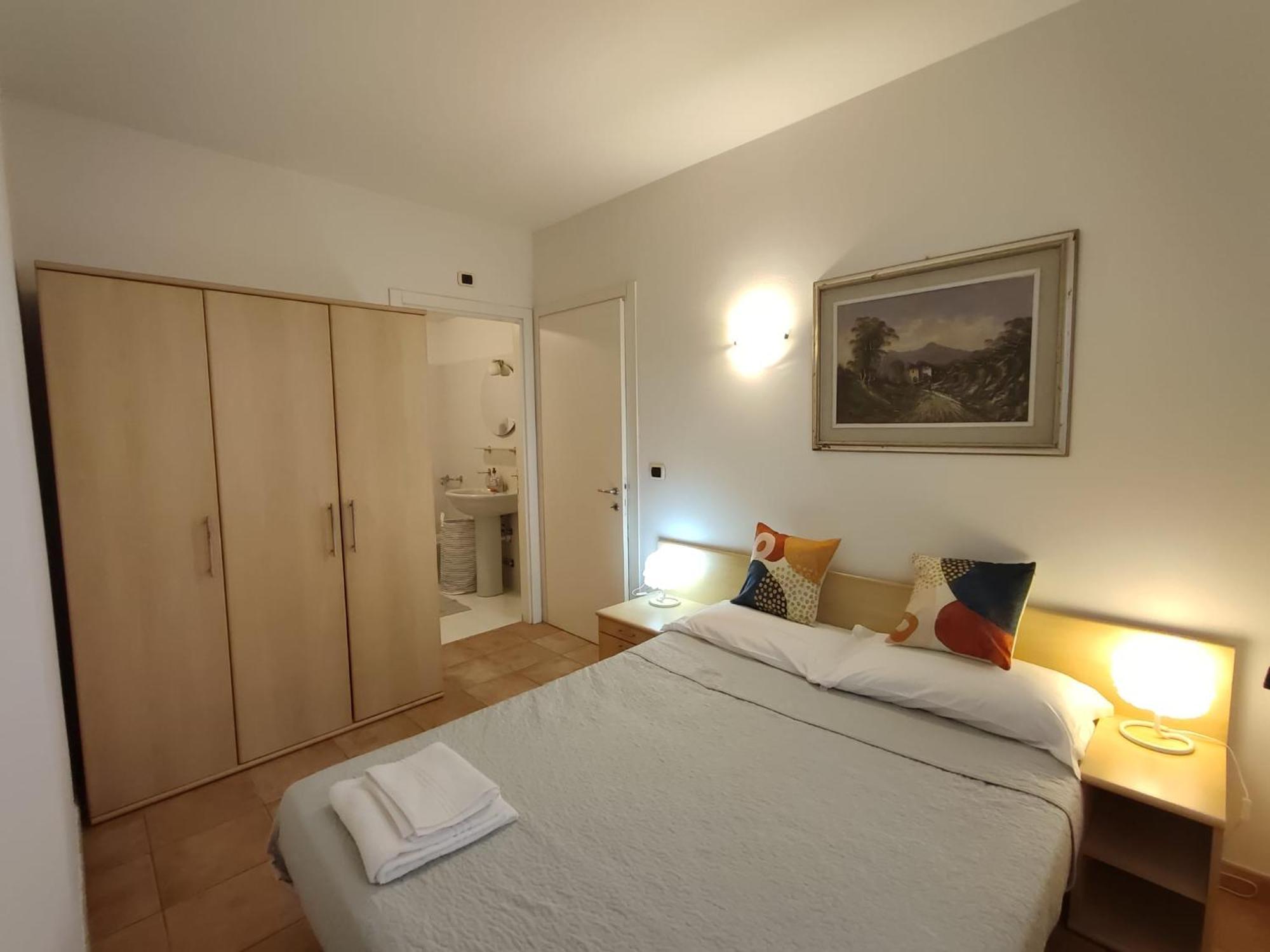 Nice Apartments Lake View & Free Parking Пастренго Екстериор снимка