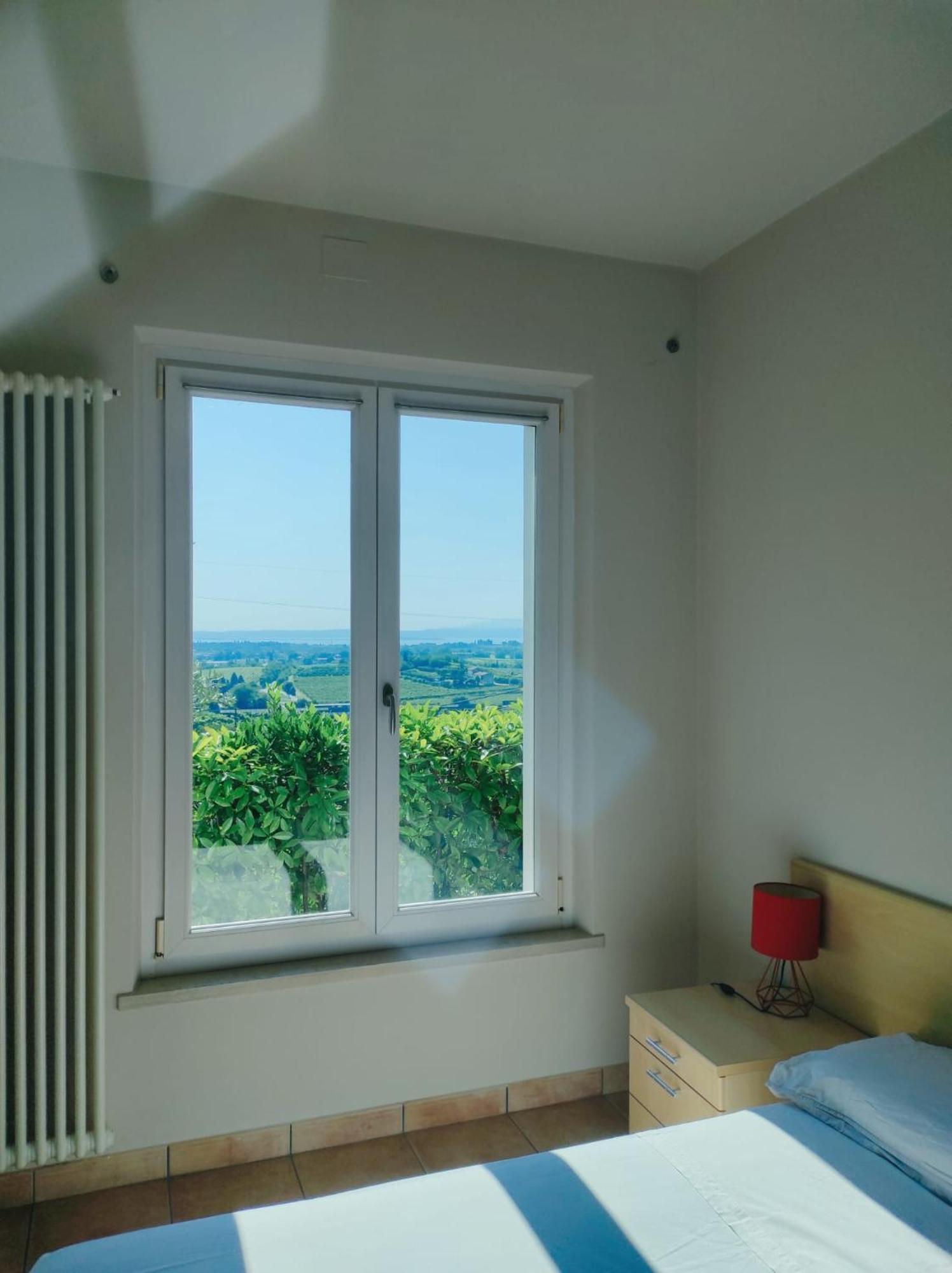 Nice Apartments Lake View & Free Parking Пастренго Екстериор снимка