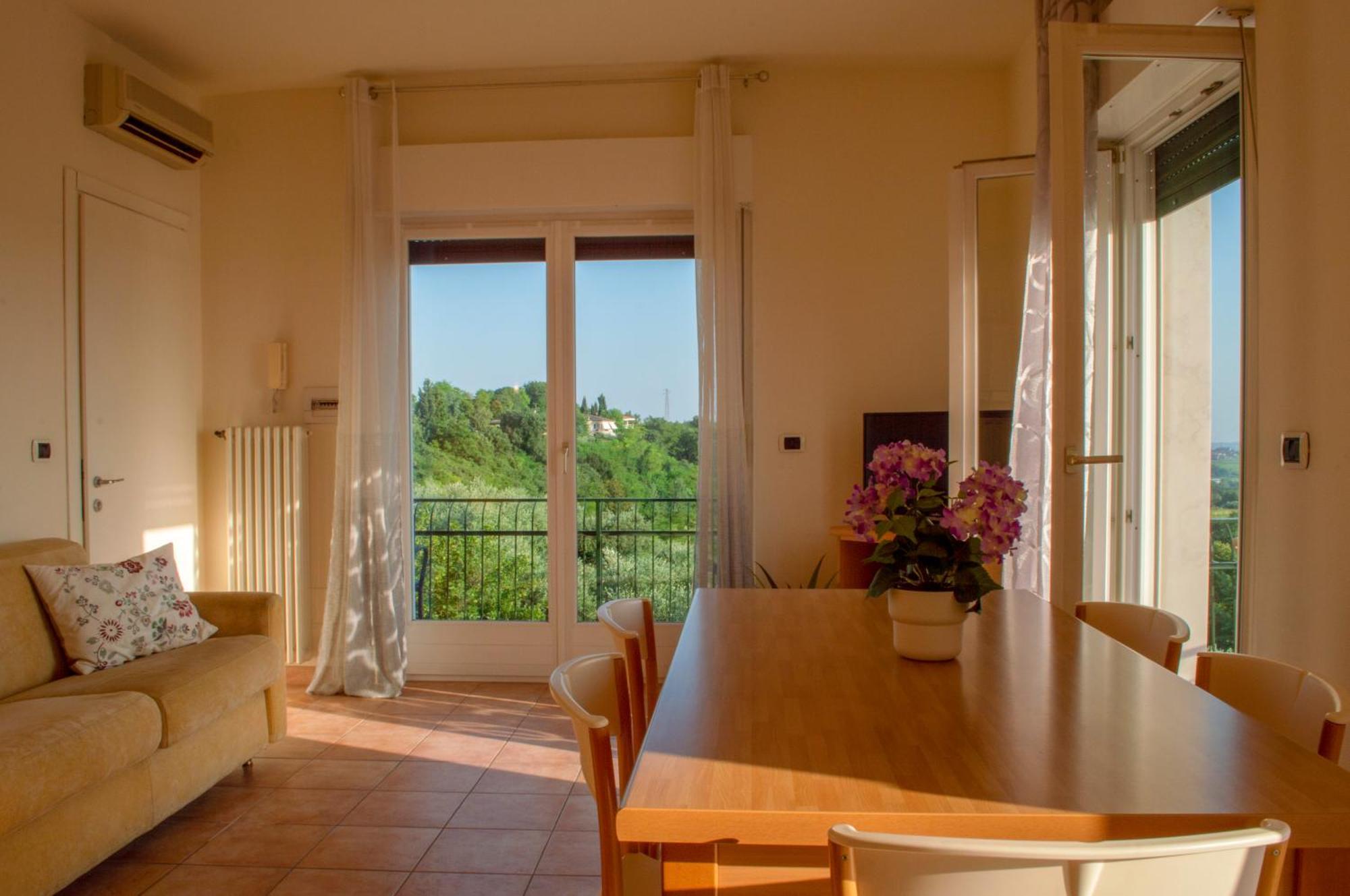 Nice Apartments Lake View & Free Parking Пастренго Екстериор снимка