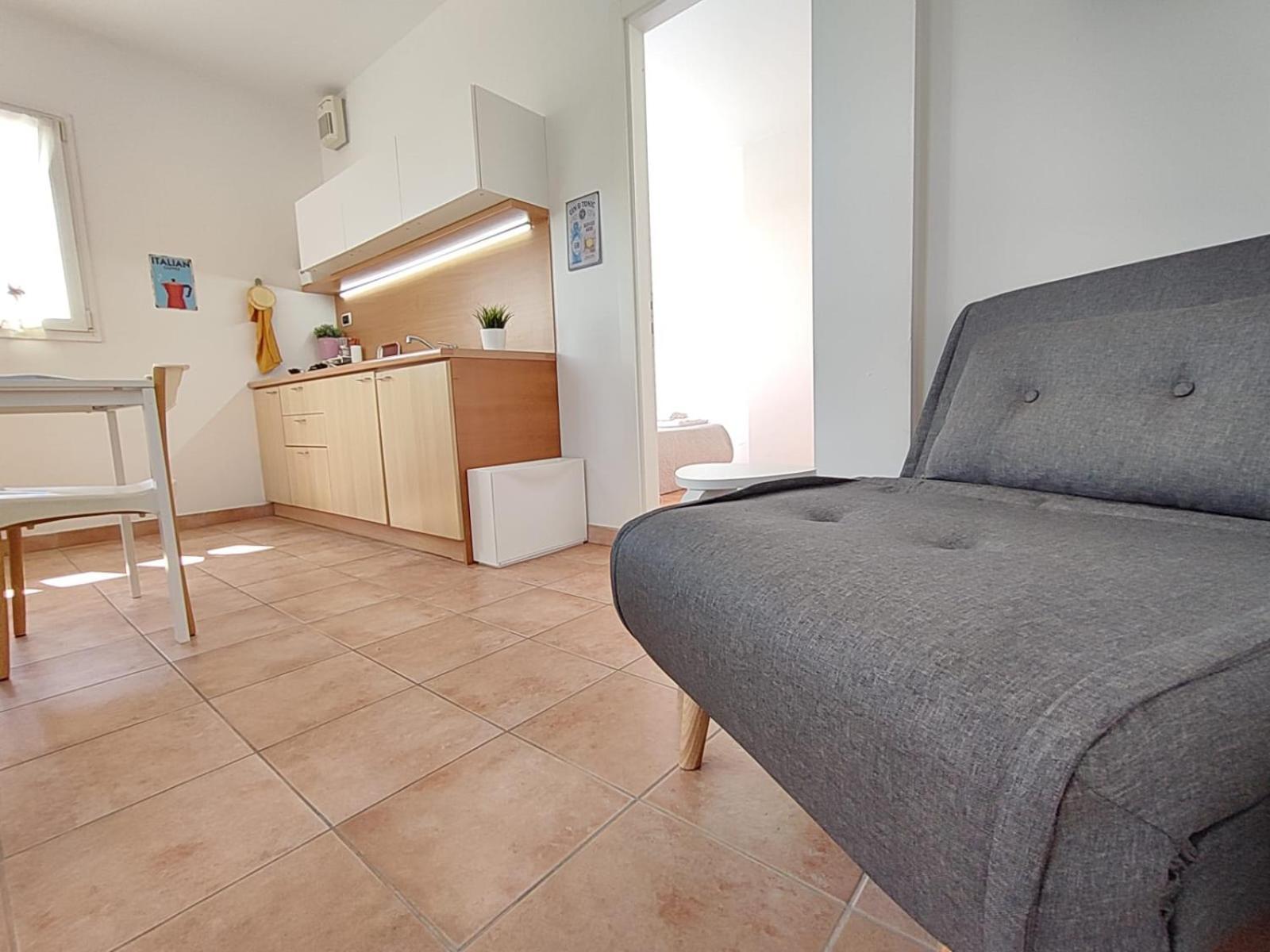 Nice Apartments Lake View & Free Parking Пастренго Екстериор снимка